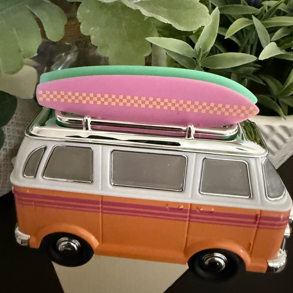 ๐๐ BATH & BODY WORKS LIMITED EDITION โSURF VANโ WALLFLOWERS NIGHTLIGHT. NEW! - Picture 5 of 10